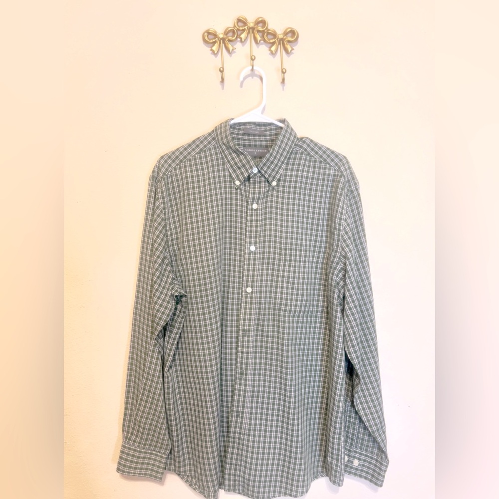 Saddlebred Green and white plaid Casual Button Down Shirt. Collared long sleeve - Picture 1 of 5